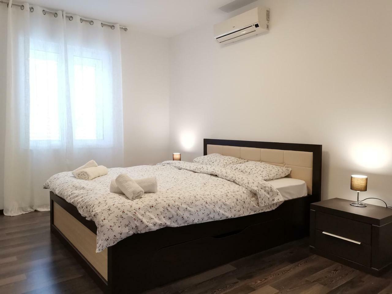 Apartments Apple Cat Montenegro Ko 比耶拉 外观 照片